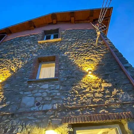 Pet Friendly In Loc Rontano Сasa de vacaciones Sassi