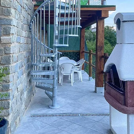 Pet Friendly In Loc Rontano Sassi
