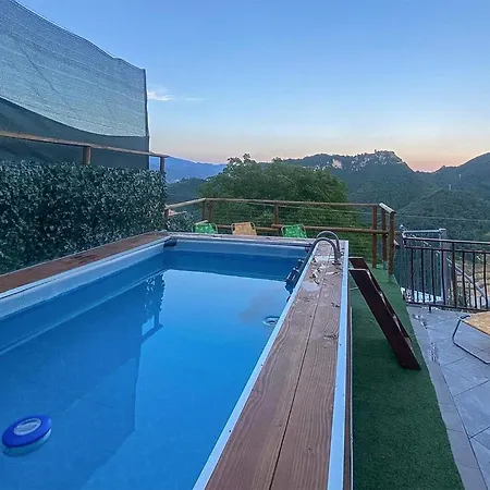 Pet Friendly In Loc Rontano Holiday home