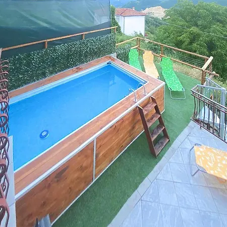 Nyaraló Pet Friendly In Loc Rontano Sassi