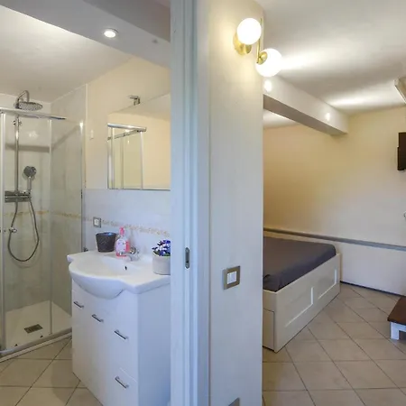 Pet Friendly In Loc Rontano Hébergement de vacances *