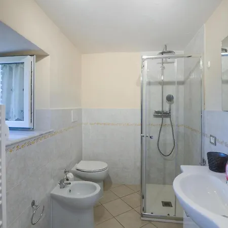Pet Friendly In Loc Rontano Sassi
